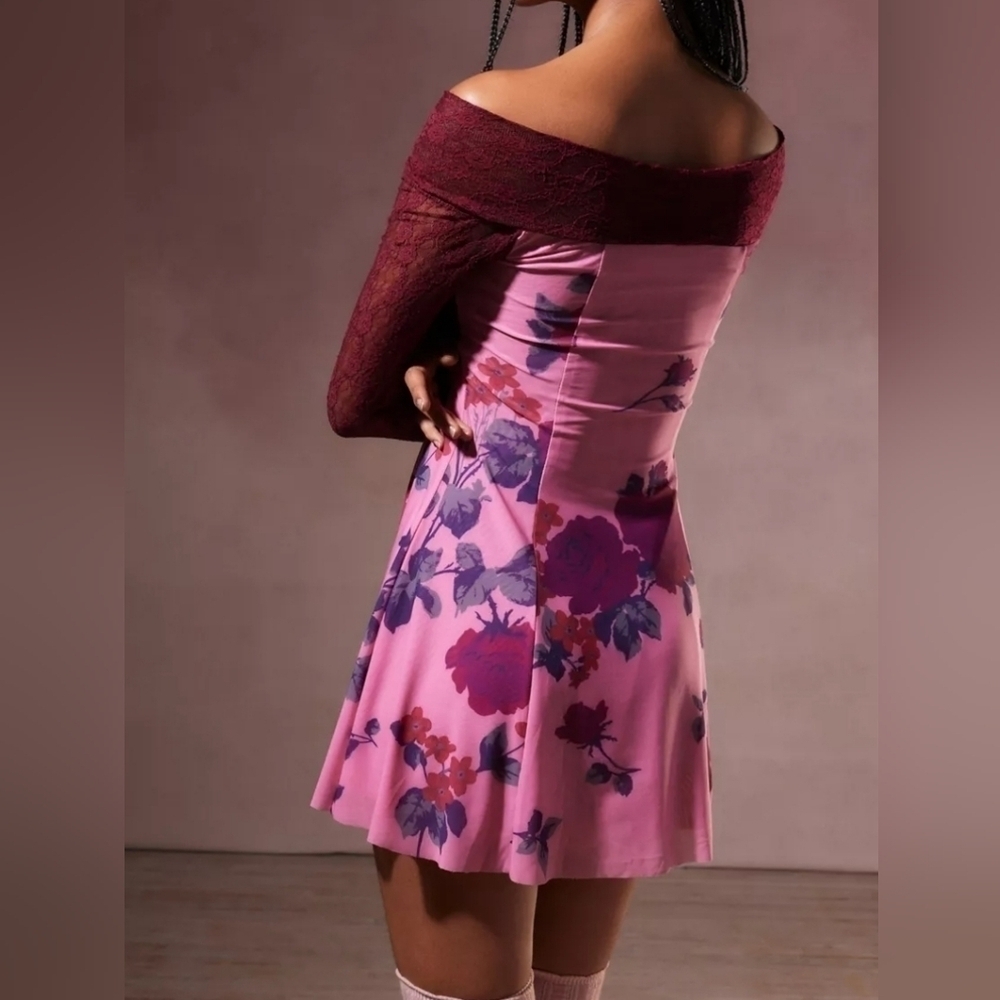 Urban Outfitters Kimchi Blue Sydney Mini Dress Pink Combo NWT - Picture 4 of 10